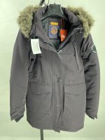 کاپشن برندSUPERDRY